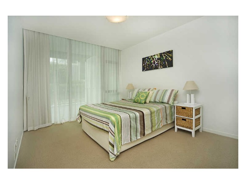 2109 Ephraim Island, Paradise Point QLD 4216