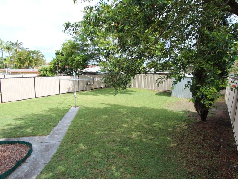 14 Goorawin Street, Runaway Bay QLD 4216
