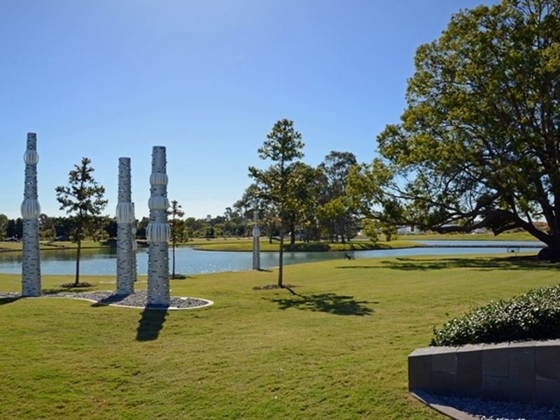 5 Booran Street, Hope Island QLD 4212