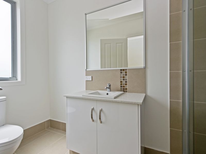 46 Harbour Rise, Hope Island QLD 4212