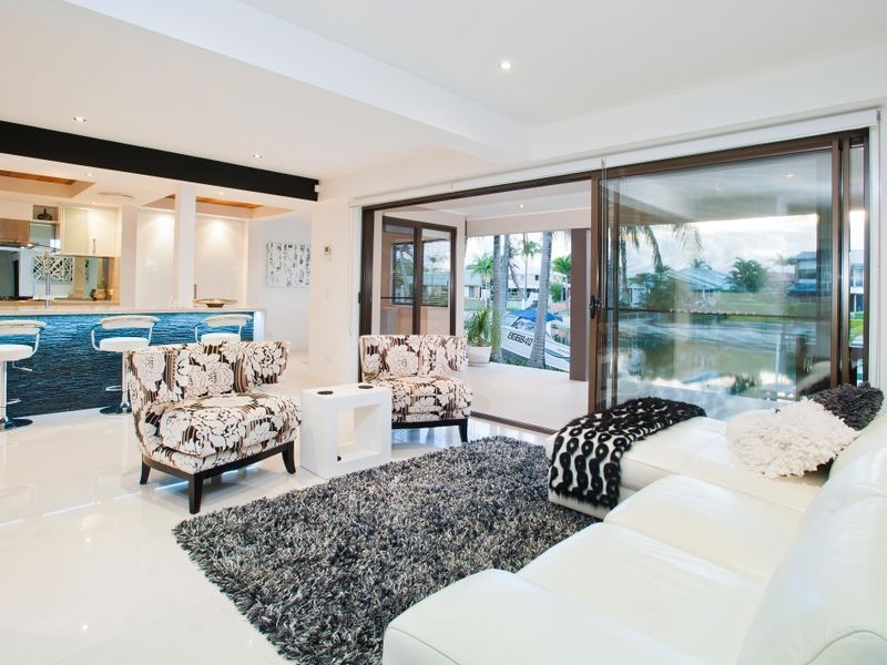 12 Seabreeze Street, Paradise Point QLD 4216