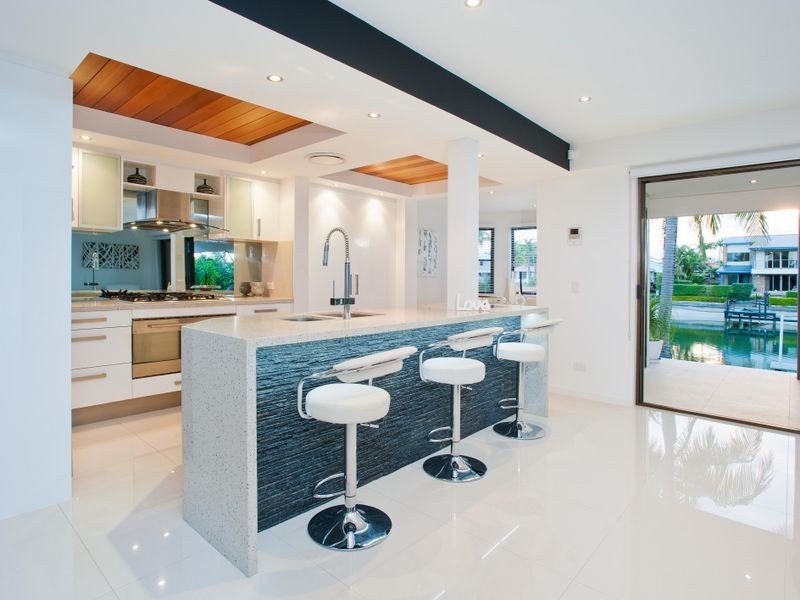 12 Seabreeze Street, Paradise Point QLD 4216