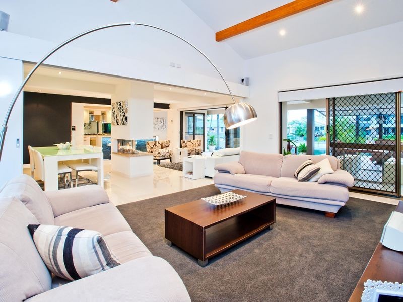 12 Seabreeze Street, Paradise Point QLD 4216