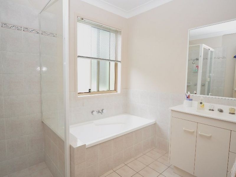 16 Georgia Street, Coombabah QLD 4216