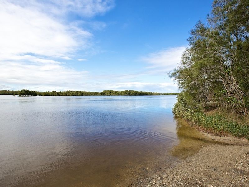 16 Georgia Street, Coombabah QLD 4216