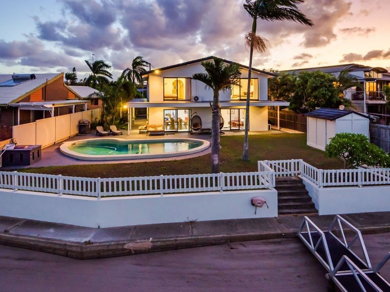 26 Walter Raleigh Crescent, Hollywell QLD 4216