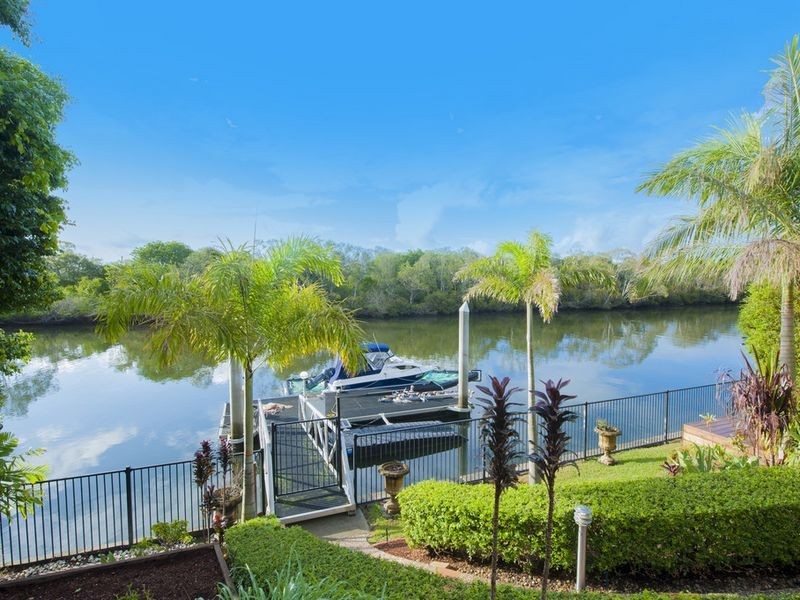 2339 Cressbrook Drive, Hope Island QLD 4212