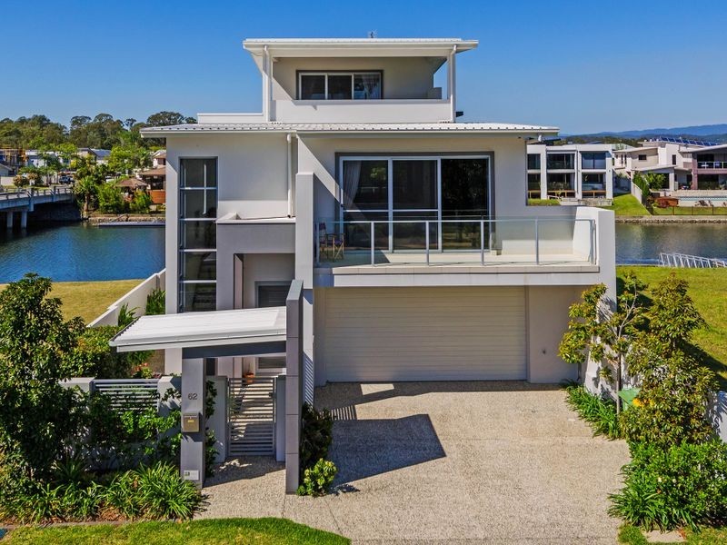 62 Riverlinks Boulevard, Helensvale QLD 4212