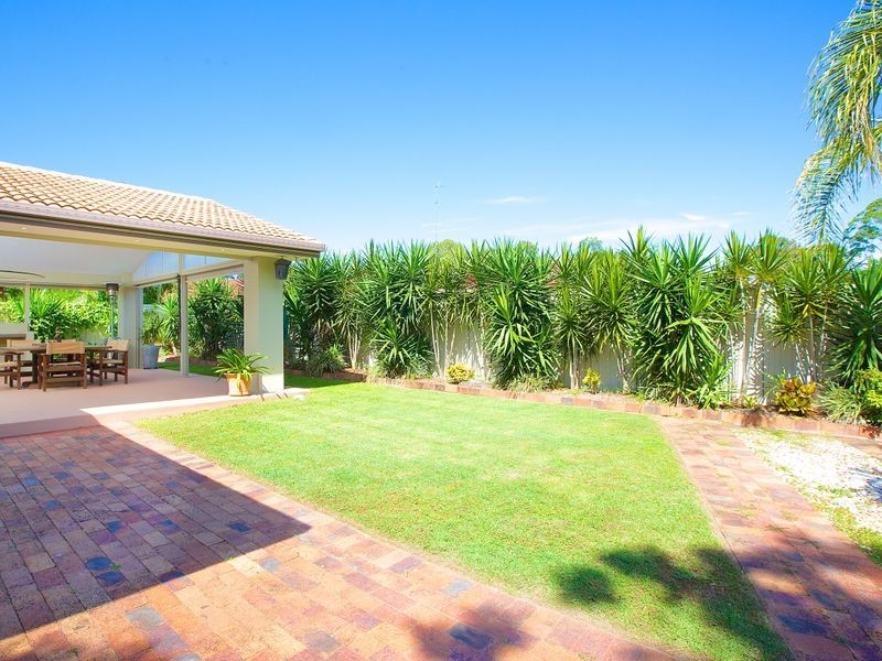 28 Sundown Drive, Paradise Point QLD 4216