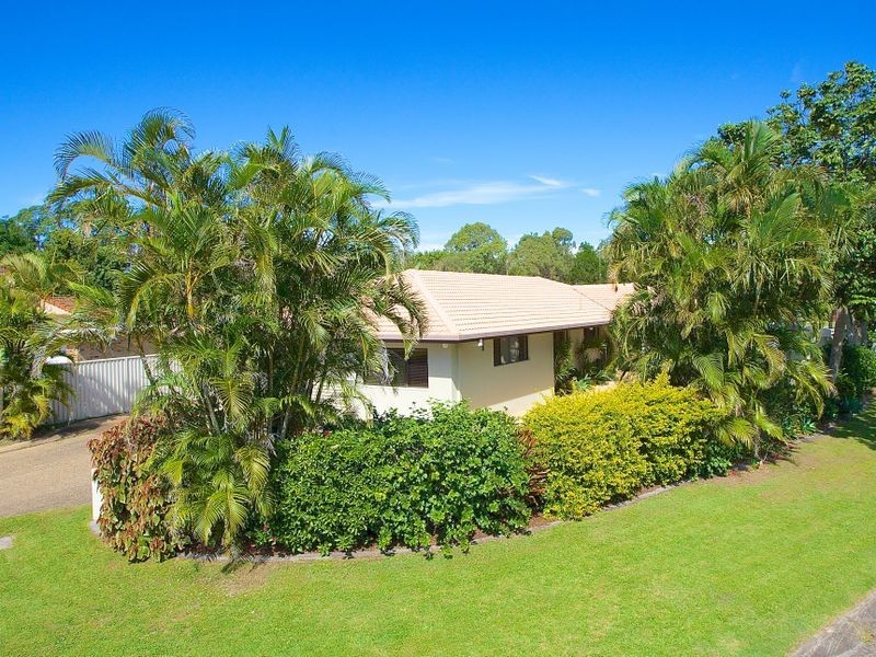 28 Sundown Drive, Paradise Point QLD 4216