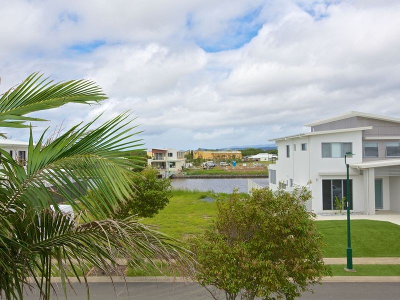 29 Palladium Boulevard, Hope Island QLD 4212