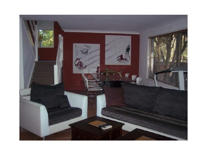 6 TARNI STREET, Coombabah QLD 4216