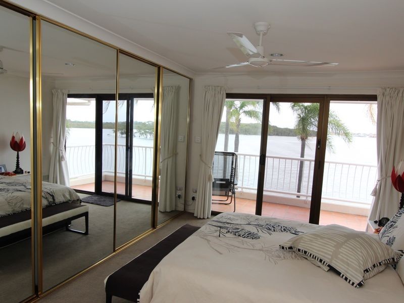 21/81 Boykambil Esplanade, Hope Island QLD 4212