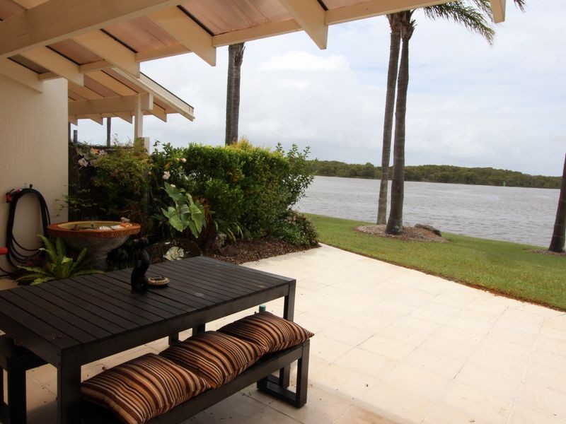 21/81 Boykambil Esplanade, Hope Island QLD 4212