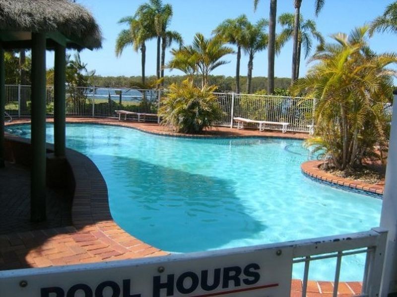 21/81 Boykambil Esplanade, Hope Island QLD 4212