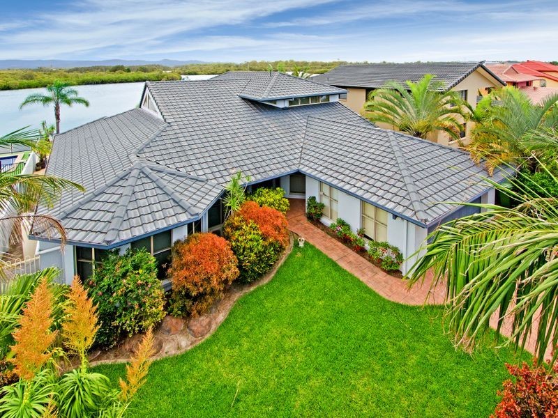 46 Tradewinds Av, Paradise Point QLD 4216