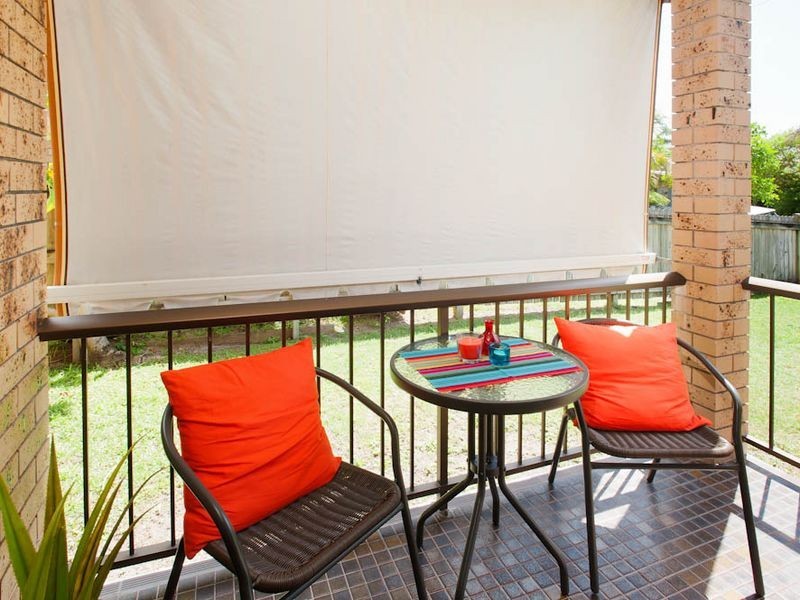 1/4 Milton Avenue, Paradise Point QLD 4216