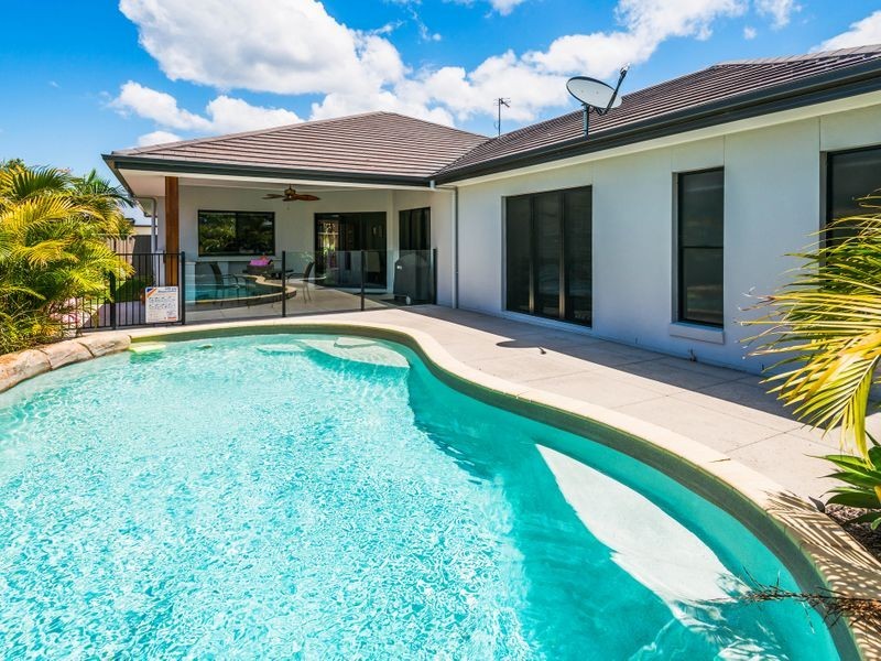 20 Iridium Drive, Hope Island QLD 4212