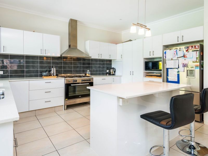 20 Iridium Drive, Hope Island QLD 4212