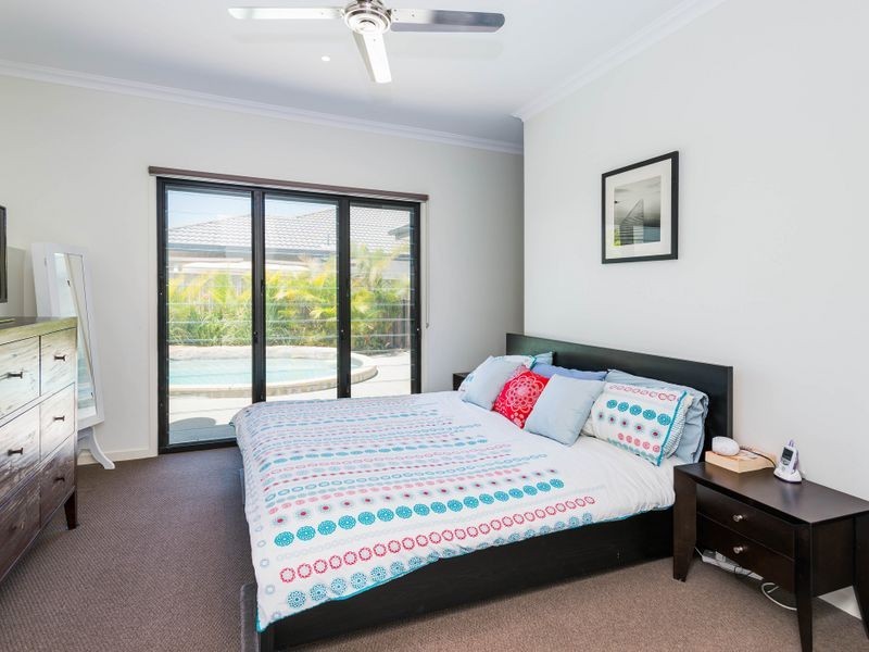 20 Iridium Drive, Hope Island QLD 4212
