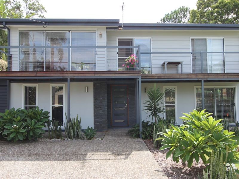 5 Chindrina Street, Hope Island QLD 4212