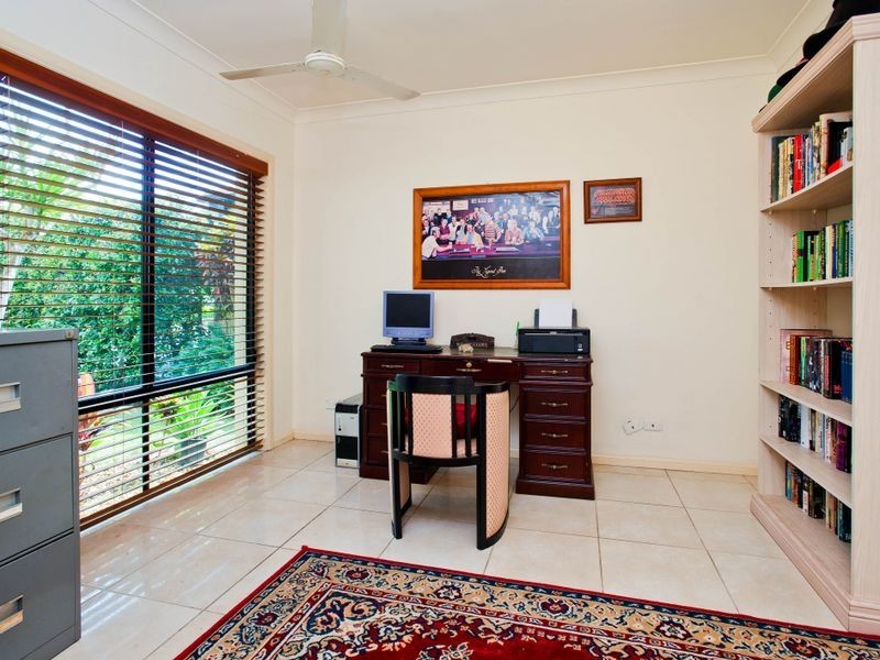 6 Joel Court, Helensvale QLD 4212