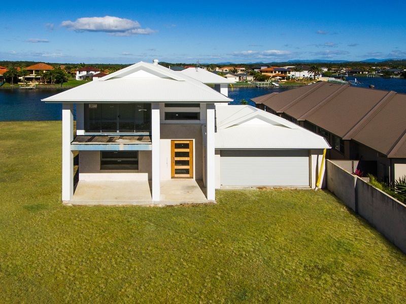 124 The Peninsula, Helensvale QLD 4212