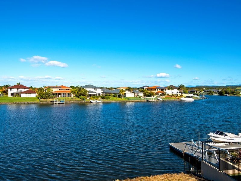 124 The Peninsula, Helensvale QLD 4212