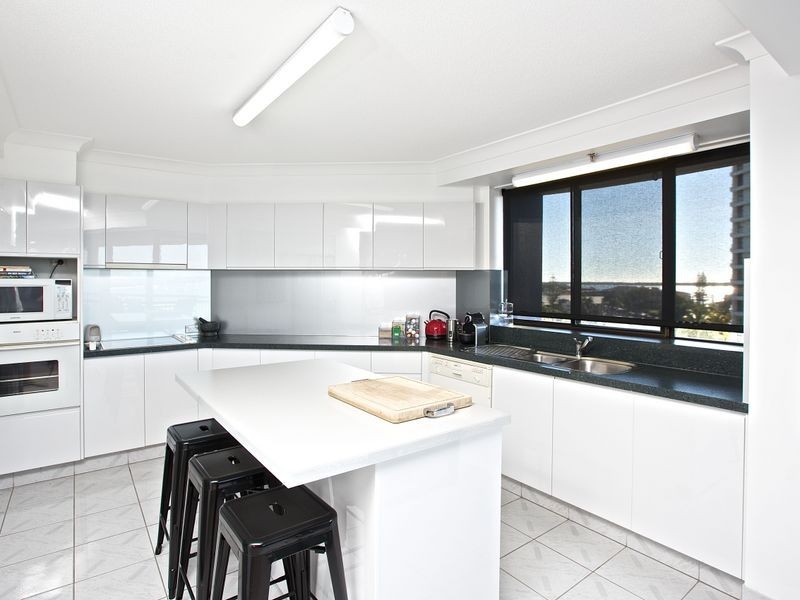 21/21 Bayview Street, Runaway Bay QLD 4216
