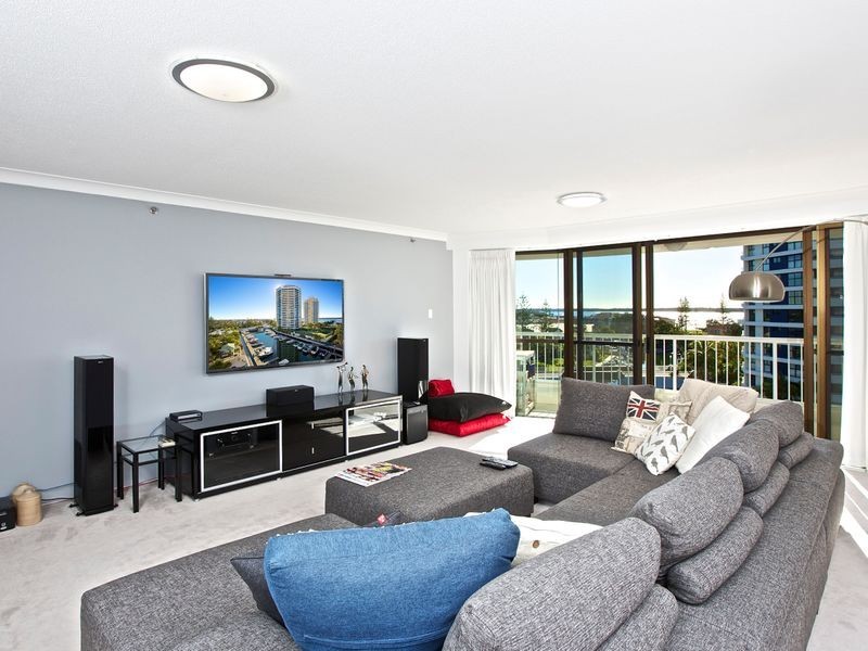 21/21 Bayview Street, Runaway Bay QLD 4216