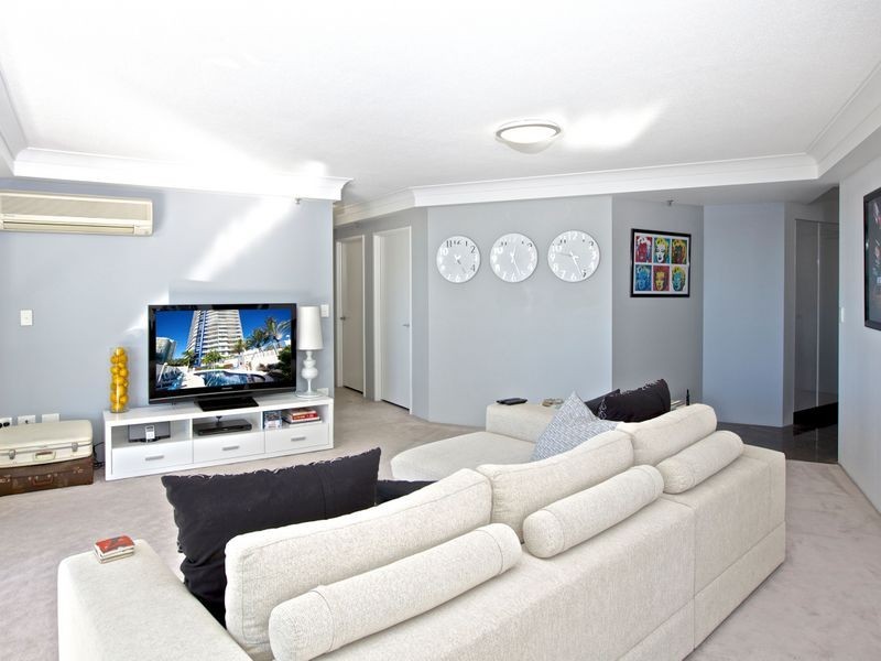 21/21 Bayview Street, Runaway Bay QLD 4216