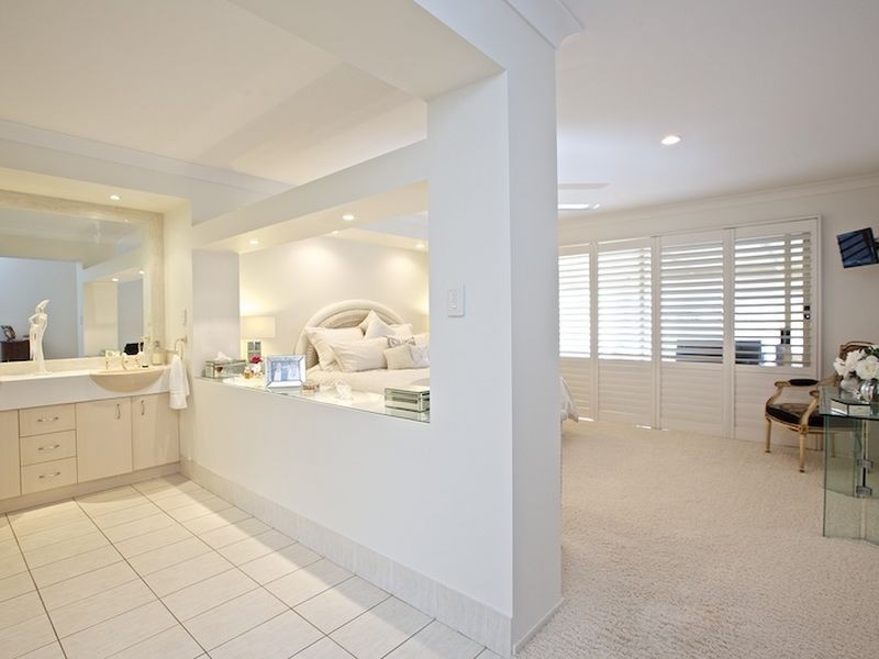 74 Burrendong Road, Coombabah QLD 4216