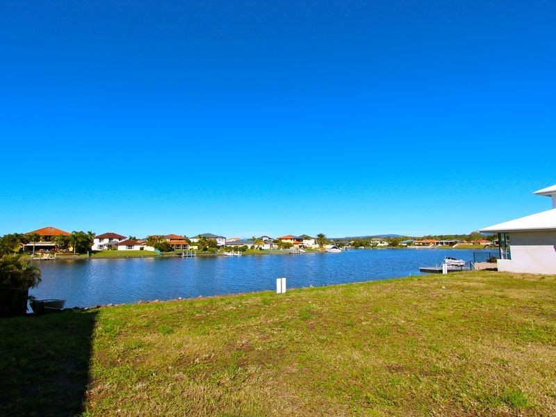 122 The Peninsula, Helensvale QLD 4212