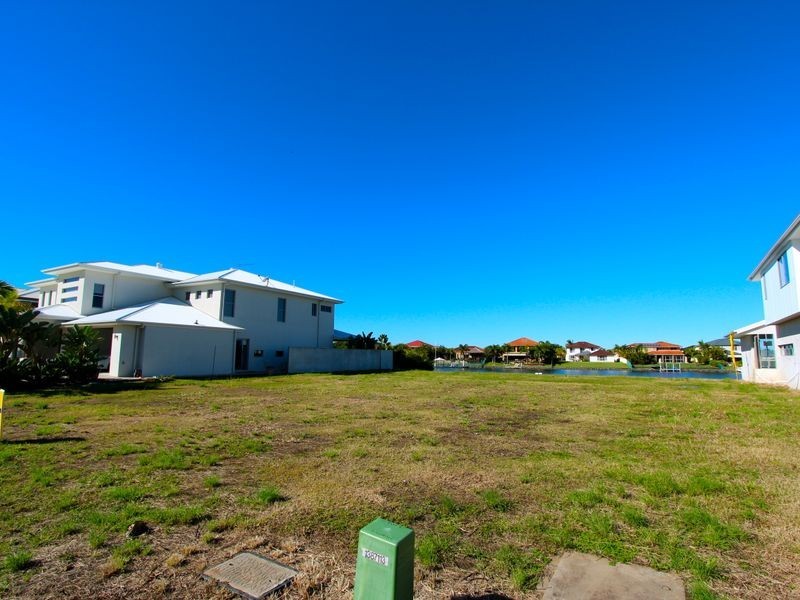 122 The Peninsula, Helensvale QLD 4212