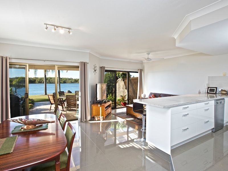 12/81 Boykambil Esplanade North, Hope Island QLD 4212
