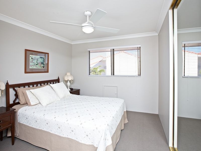 12/81 Boykambil Esplanade North, Hope Island QLD 4212