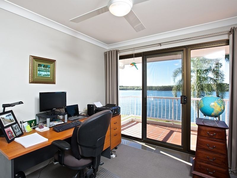 12/81 Boykambil Esplanade North, Hope Island QLD 4212