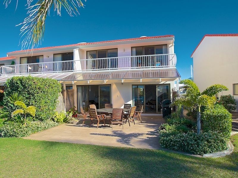 12/81 Boykambil Esplanade North, Hope Island QLD 4212