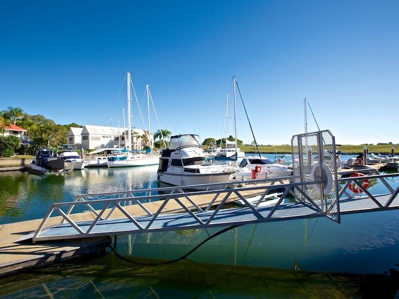 12/81 Boykambil Esplanade North, Hope Island QLD 4212