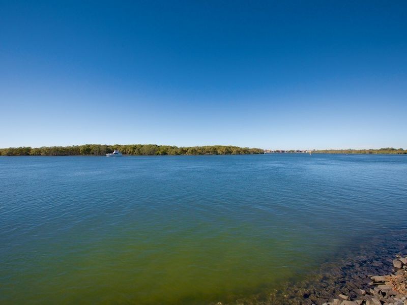 12/81 Boykambil Esplanade North, Hope Island QLD 4212