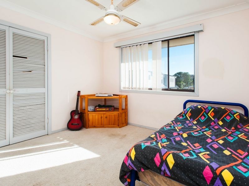 29 Donald Avenue, Paradise Point QLD 4216