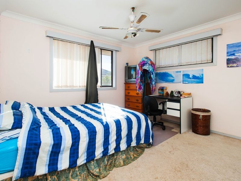 29 Donald Avenue, Paradise Point QLD 4216