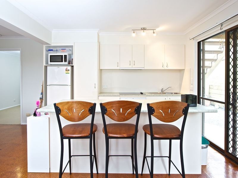 1 Booran Street, Hope Island QLD 4212