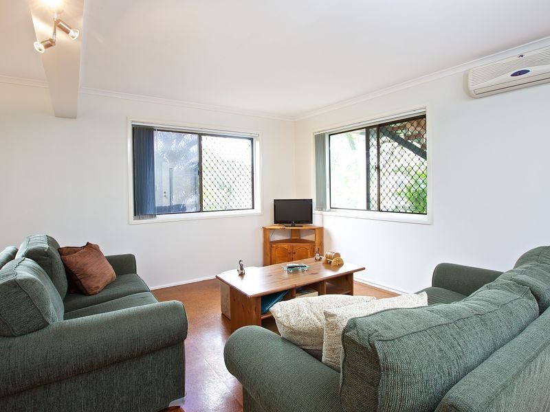 1 Booran Street, Hope Island QLD 4212