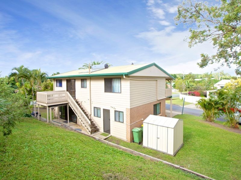 1 Booran Street, Hope Island QLD 4212
