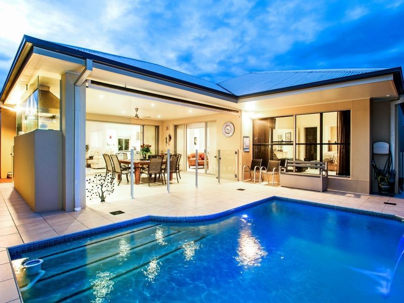 1 Cherana Lane, Coomera Waters QLD 4209