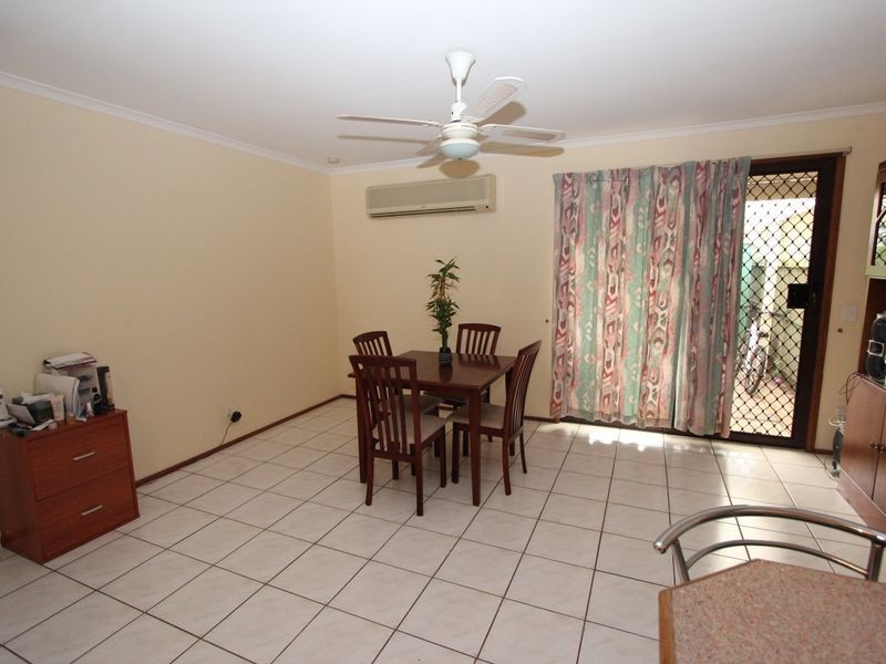 2/75 Kangaroo Avenue, Coombabah QLD 4216