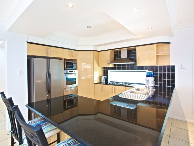3 The Close, Helensvale QLD 4212
