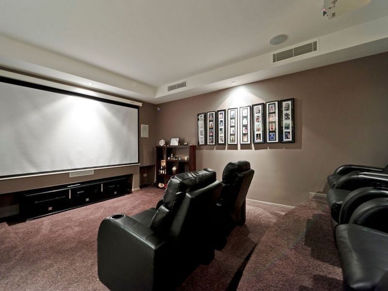 4 Ferrymans Court River Links, Helensvale QLD 4212