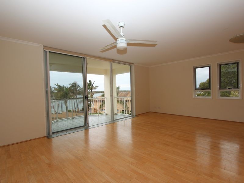 11/1 Poinsettia Avenue, Hollywell QLD 4216